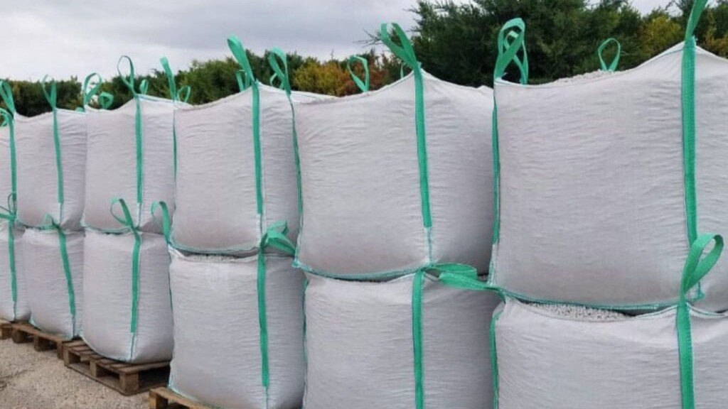 Fertilisers are typically delivered in big-bags, and examples of critical supplies to a crop farm, and reducing supply-chain risks important for stable productivity and economy